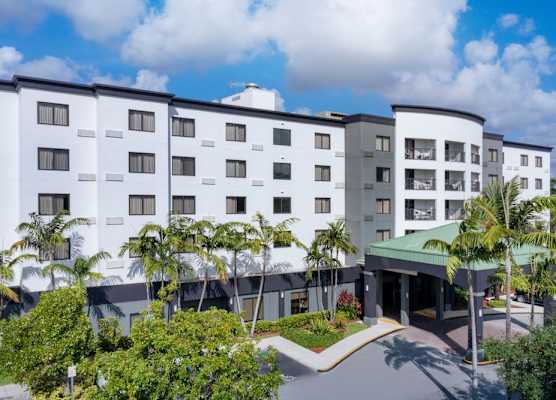 Courtyard by Marriott Miami at Dolphin Mall 1