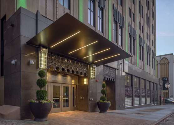 Tulsa Club Hotel Curio Collection By Hilton 1