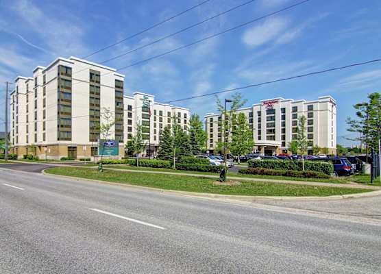 Homewood Suites by Hilton Toronto Airport Corporate Centre 1