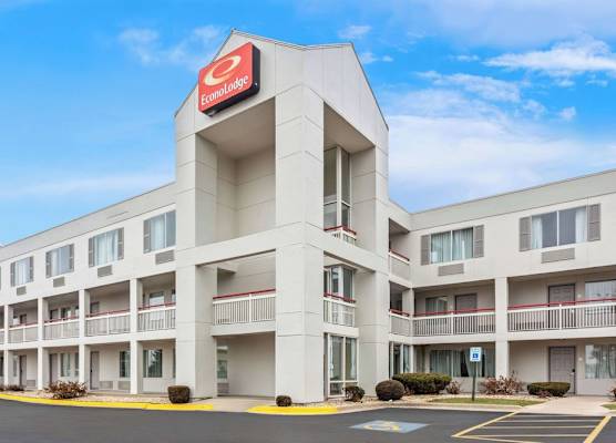 Econo Lodge Willowbrook 1
