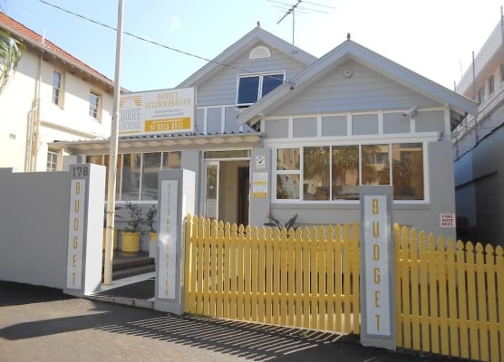 Coogee Beachside Hostel 1