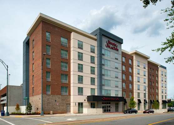 Hampton Inn & Suites Greensboro Downtown, Nc 1