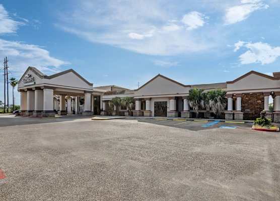 Baymont by Wyndham Port Arthur - Groves Area 1