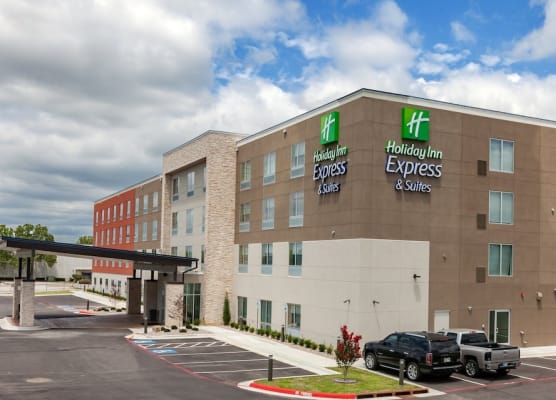 Holiday Inn Express & Suites TULSA SOUTH - WOODLAND HILLS by IHG 1