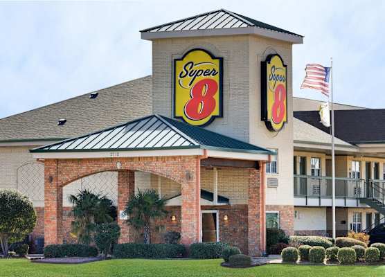 Super 8 by Wyndham Arlington Near AT&T Stadium 1