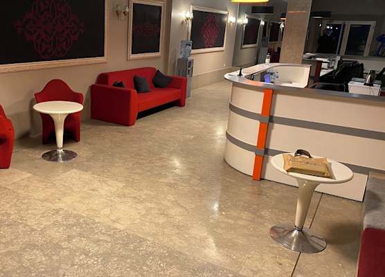 Aderans Hotel 1