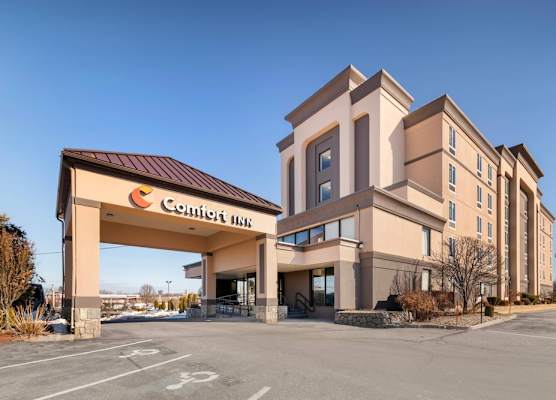 Comfort Inn Manchester Airport 1