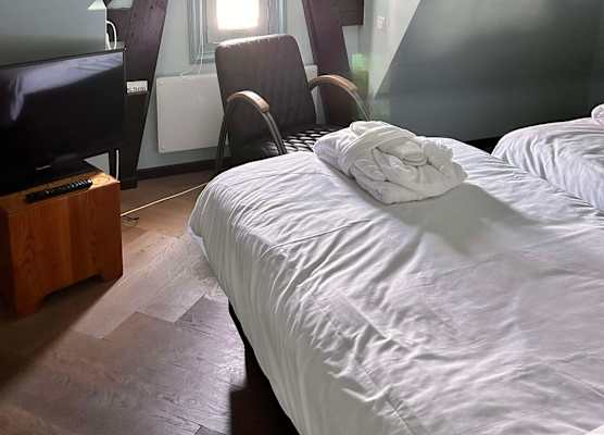 Hotel Rauw aan de Kade 1