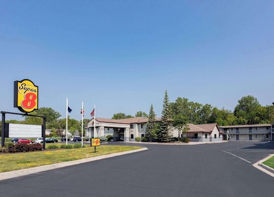 Super 8 by Wyndham Marysville/Port Huron Area 1