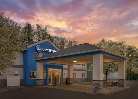 Best Western Brockport Inn & Suites 1