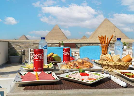 Pyramid Edge Hotel & Exclusive Pyramids View Rooftop 1
