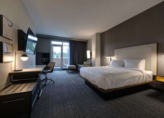 Courtyard by Marriott Iowa City University Heights 1