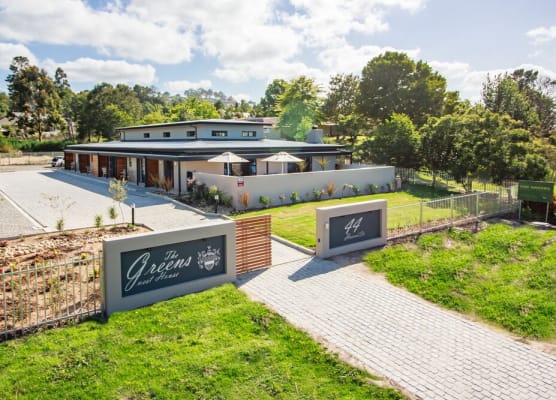 The Greens Guest House 1