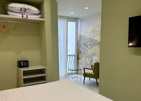 Sorrento Rooms Deluxe 1