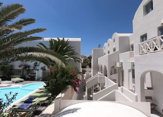 Anny Studios & Rooms Perissa Beach 1