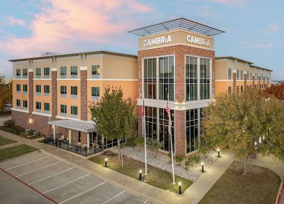 Cambria Hotel Plano - Frisco 1