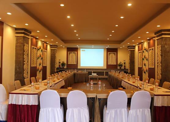 CLV Hotel & Villa 1