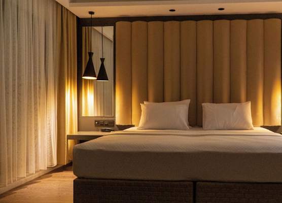 Bloom Suite Hotel 1