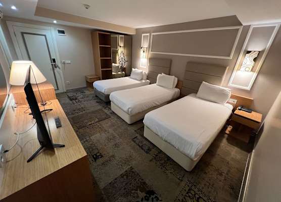All Seasons Hotel 1
