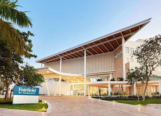 Fairfield Inn & Suites by Marriott Cancun Airport 1