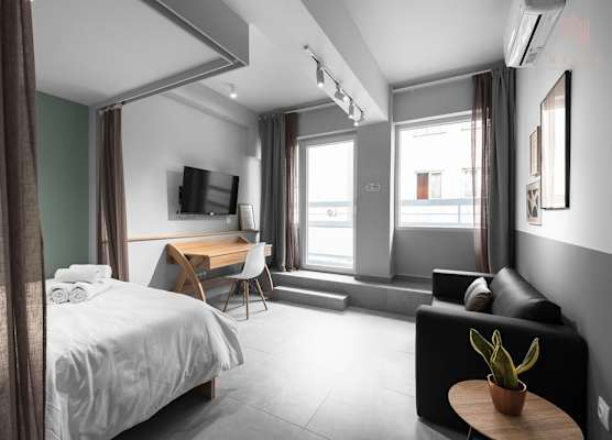 Big Apple 4 Nilie Hospitality MGMT 1