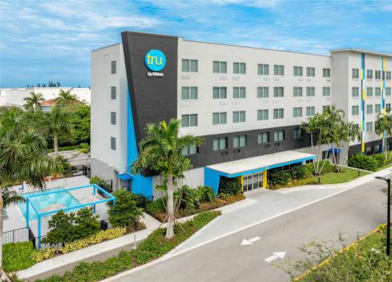 Tru By Hilton Miramar 1