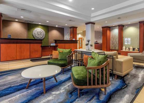 Fairfield Inn and Suites Holiday Tarpon Springs 1