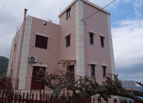 ALONI cottage 1