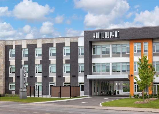 Hotel Railwayparc Montreal, Tapestry Collection By Hilton 1