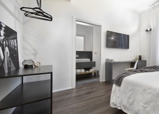 Emilia Suite Express 1