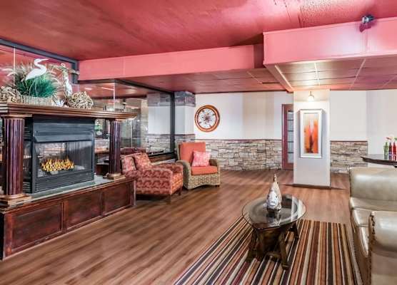 Howard Johnson Plaza by Wyndham Ocean City Oceanfront 1
