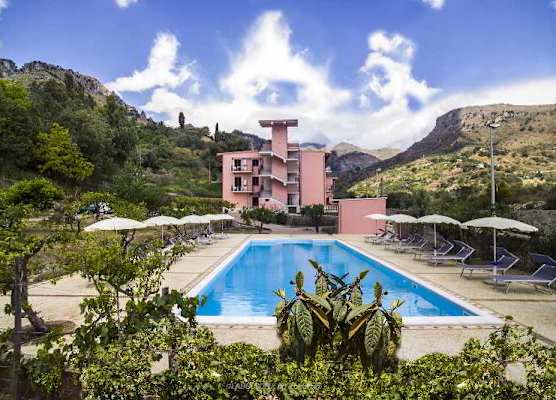 Residence Villa Mare Taormina 1