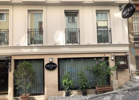 Artika Hotel 1