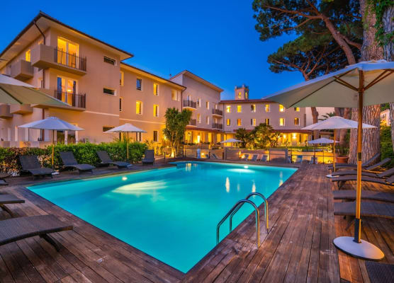 Marina Garden Hotel 1