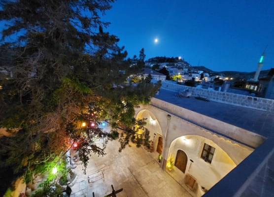 ARMEsos Cave Hotel 1