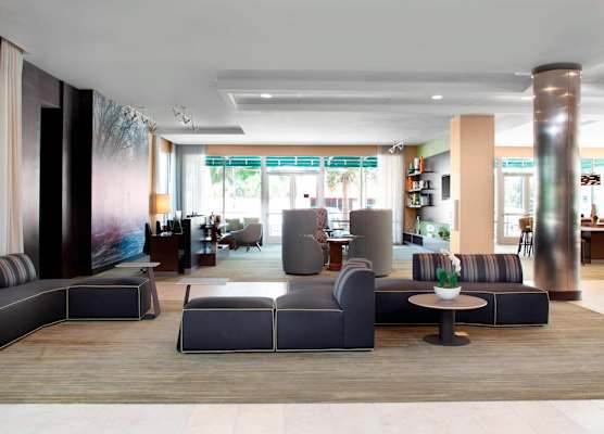 Courtyard by Marriott DeLand Historic Downtown 1