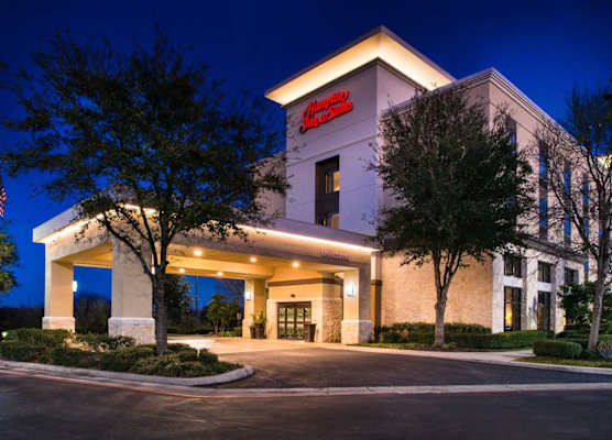 Hampton Inn & Suites Schertz 1