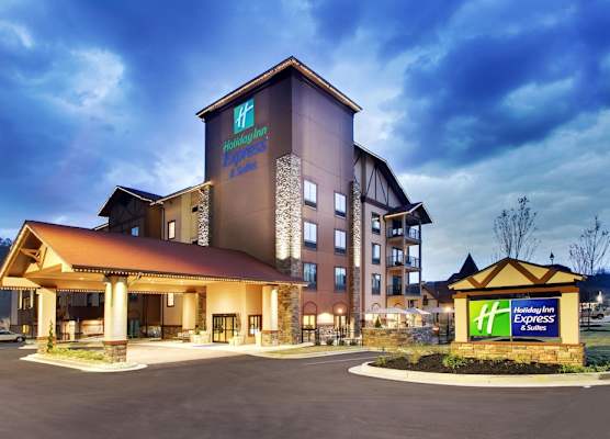 Holiday Inn Express & Suites HELEN by IHG 1