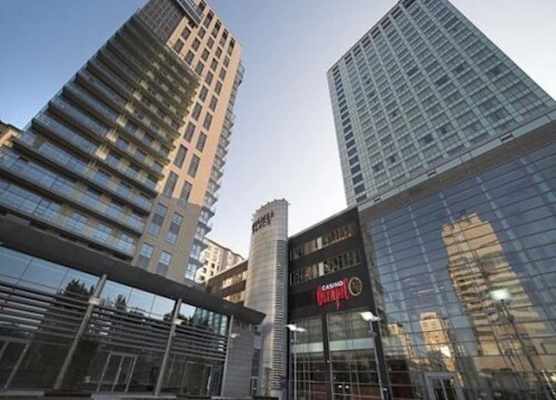 Platinum Towers Country 2 Country 1