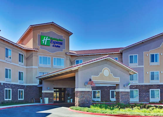 Holiday Inn Express & Suites BEAUMONT - OAK VALLEY by IHG 1