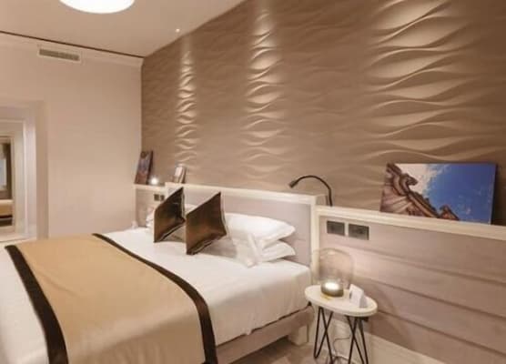 Rhea Silvia Luxury Navona 1