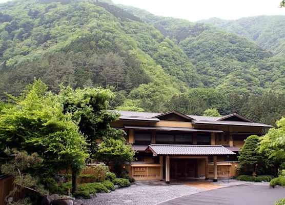 Nishiyama Onsen Keiunkan 1