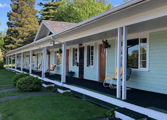 Edenbrook Motel 1