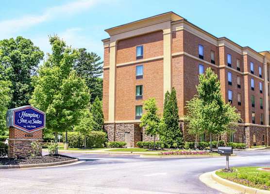 Hampton Inn & Suites Flowery Branch Lake Lanier 1