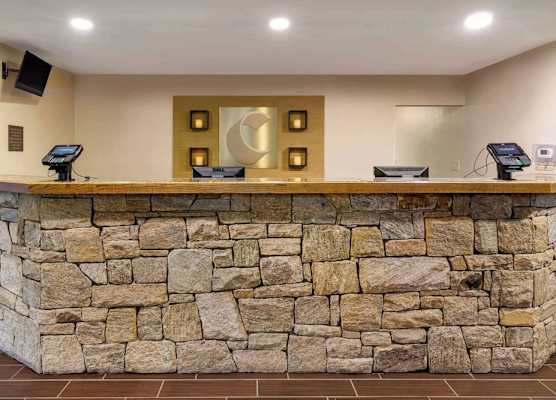 Comfort Suites Boone - University Area 1