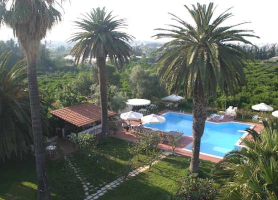 Oasis Guesthouse 1
