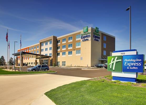 Holiday Inn Express & Suites FINDLAY NORTH by IHG 1