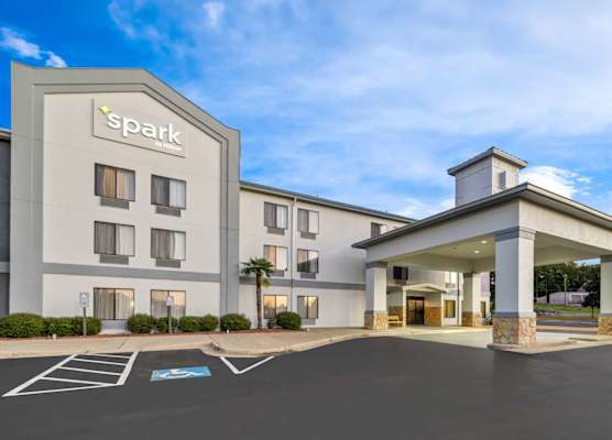 Spark by Hilton Tuscaloosa University 1