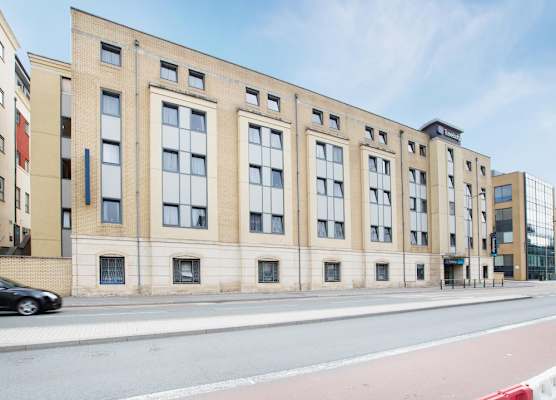 Travelodge Bristol Central 1