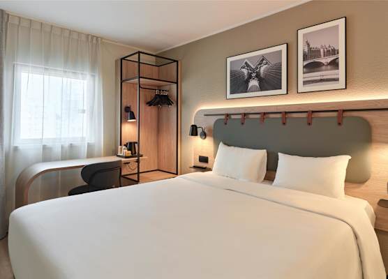 Campanile PRIME - Paris - Porte de Bagnolet 1